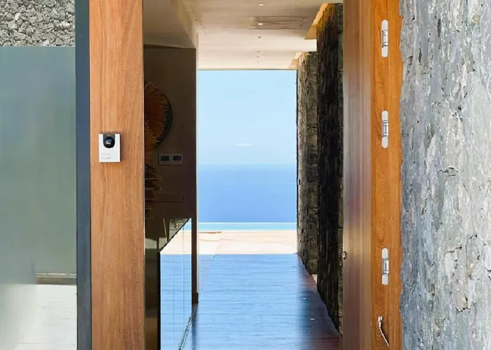 Kailani * Costa Adeje (Tenerife)