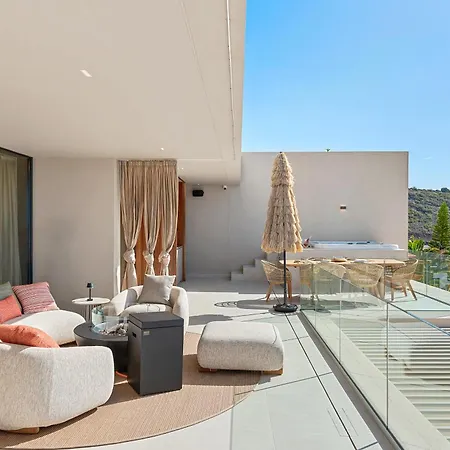 Kailani ヴィラ アデヘ